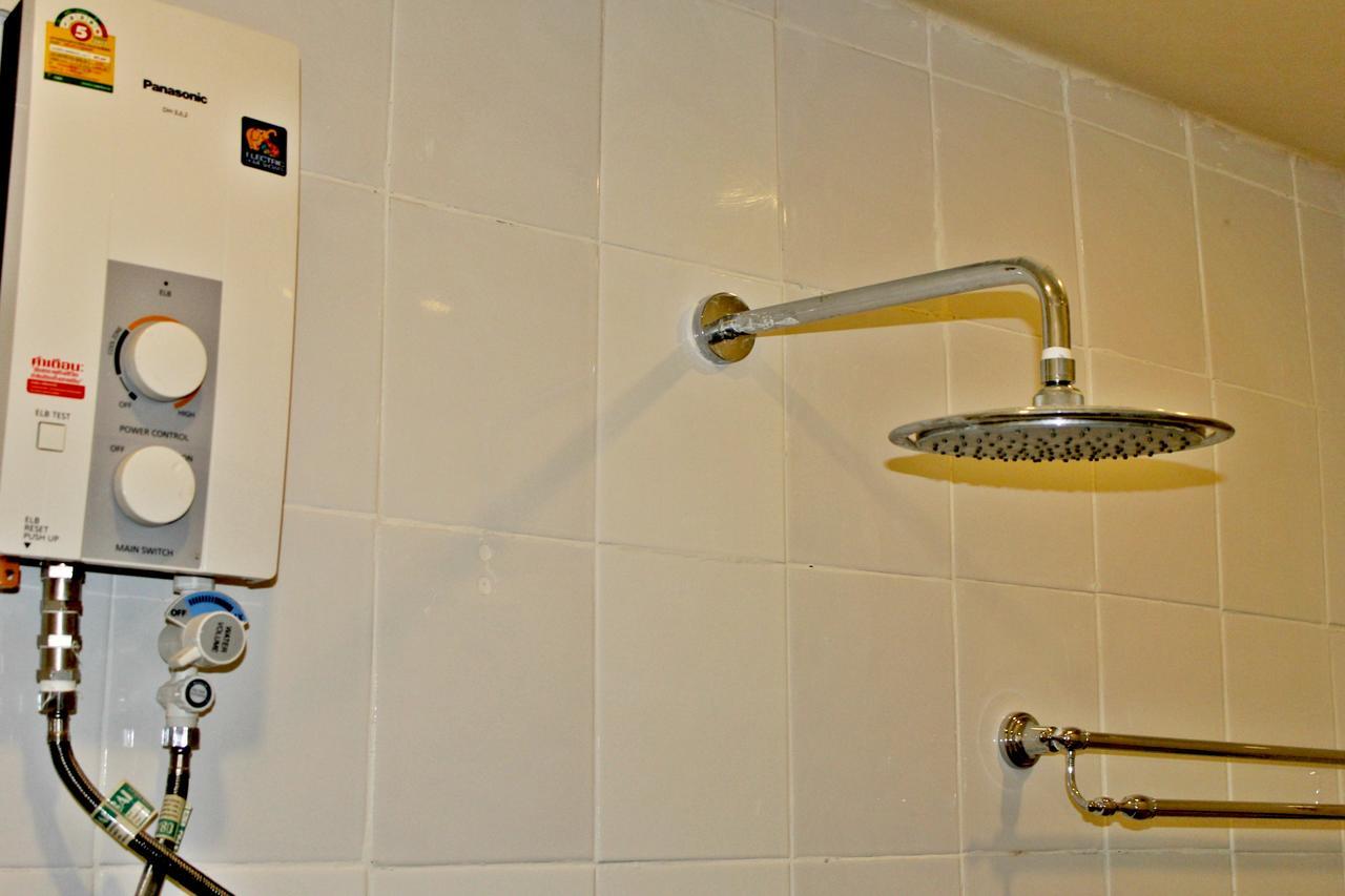 בנגקוק Everest Boutique Hotel מראה חיצוני תמונה