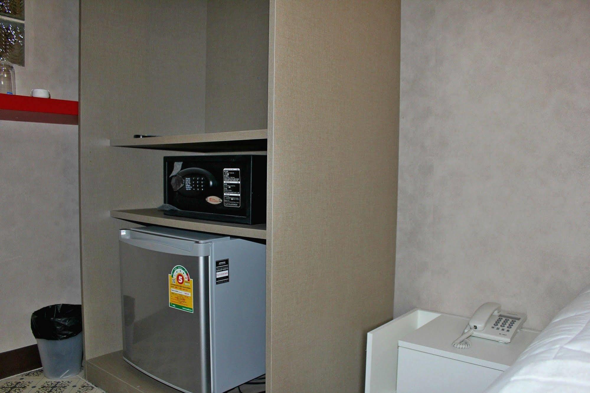 בנגקוק Everest Boutique Hotel מראה חיצוני תמונה